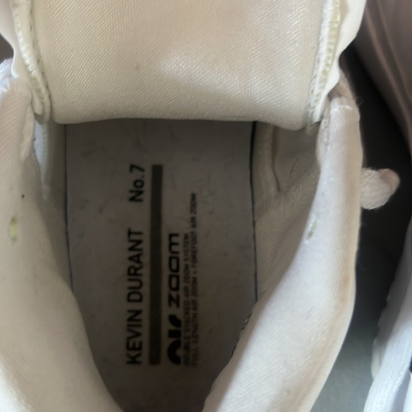 Nike Kevin Durant no. 7 size 5.5 - Picture 3 of 4